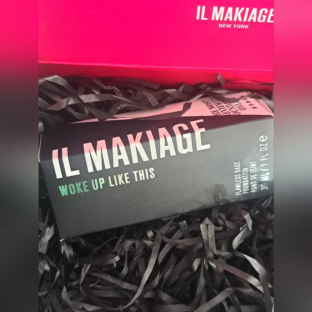 IL Makiage Woke Up Like This #35 Flawless Liquid Foundation & Black Eyeliner New